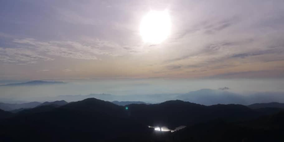 12 Pax Skyview Homestay 2 Family Room 2R2B Golden Hills Mountain View Genting Highland Гентинг Хайлендс Екстериор снимка